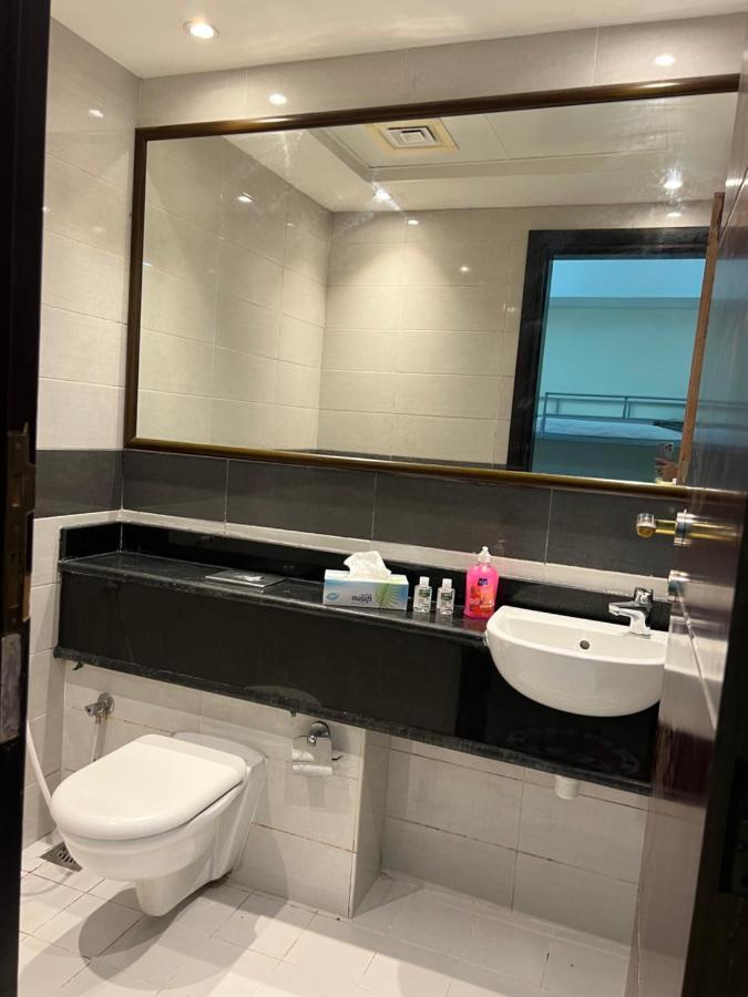 Grand Pearl Hostel For Boys Dubai Exterior photo