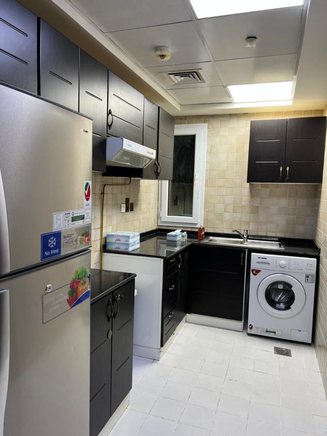 Grand Pearl Hostel For Boys Dubai Exterior photo